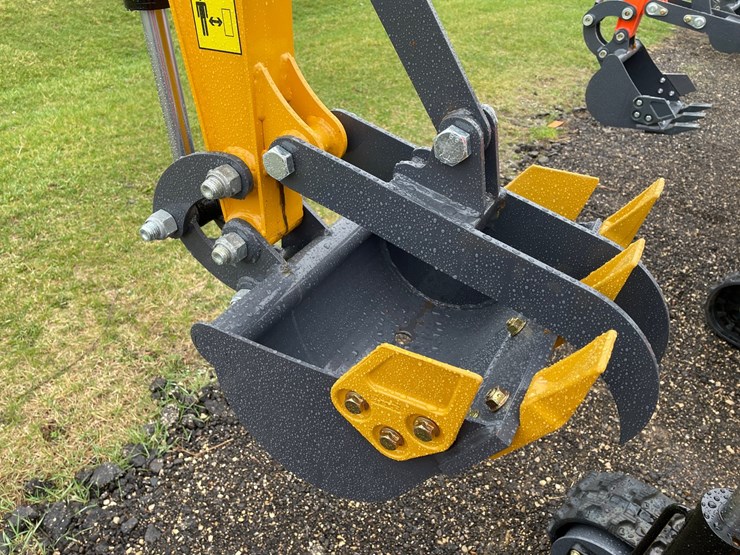 #3299-•-2026-ats-rt15r-mini-excavator-image-8