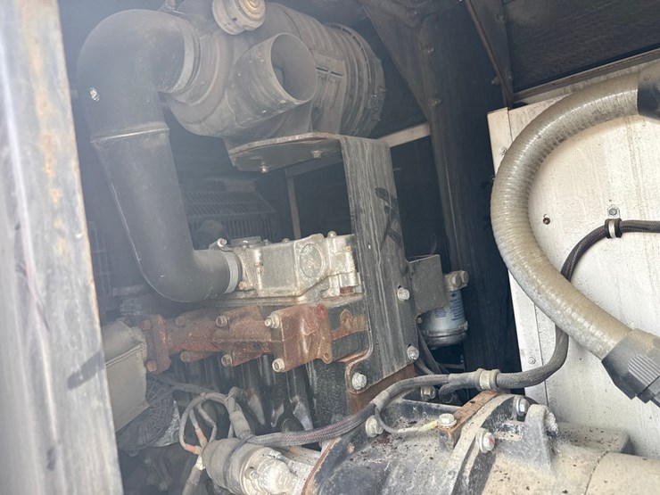 massey-ferguson-8-image-19