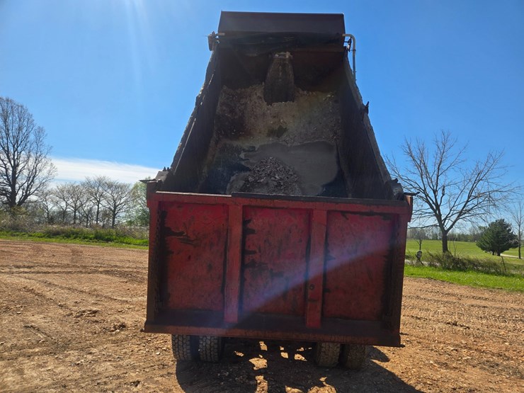 1994-mack-rd690s-image-29