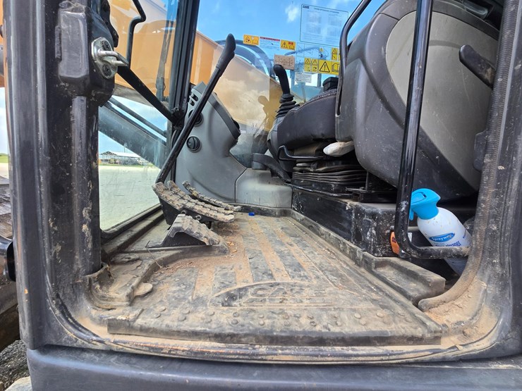 case-cx245dsr-image-34