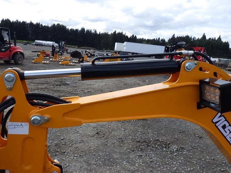 2026-vicsec-20-hydraulic-excavator-image-7