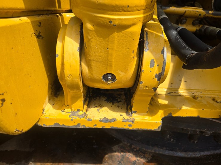 2003-caterpillar-320c-image-86