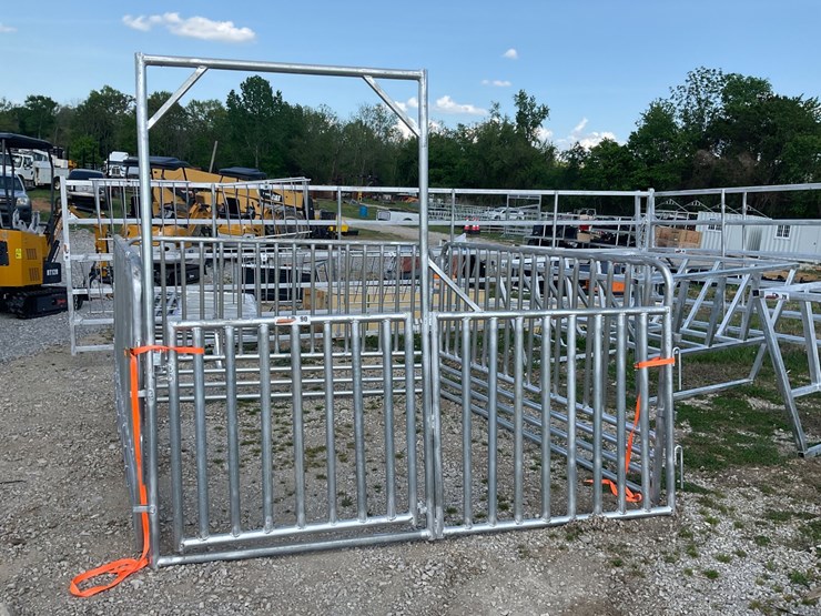 #90-•-8ft-galvanized-panel-with-4ft-walk-through-image-1