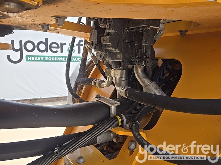 2021-volvo-l90h-image-36