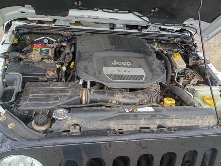 2015-jeep-wrangler-image-18