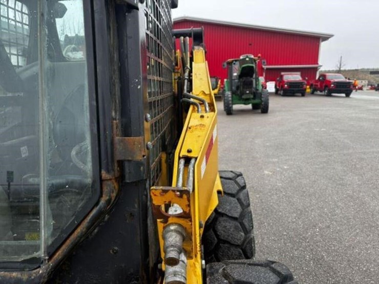 2009-caterpillar-232b2-image-42