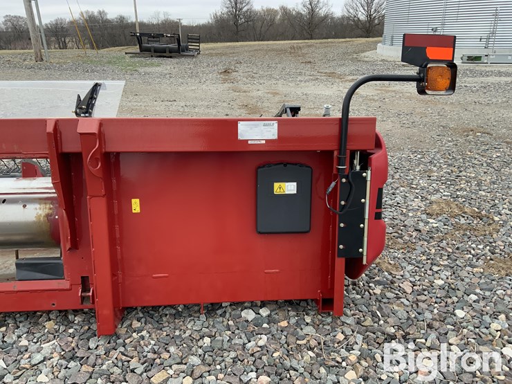 2016-case-ih-3016-image-17