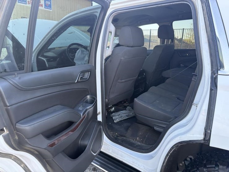 2019-gmc-yukon-image-12