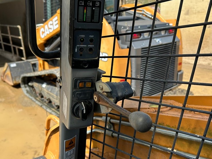 2019-case-tr270-image-43