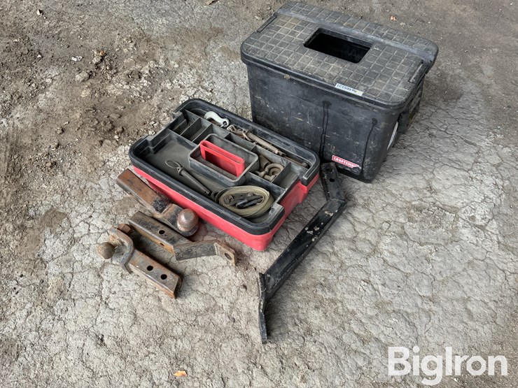 hitches,-pins,-carrying-case-image-1