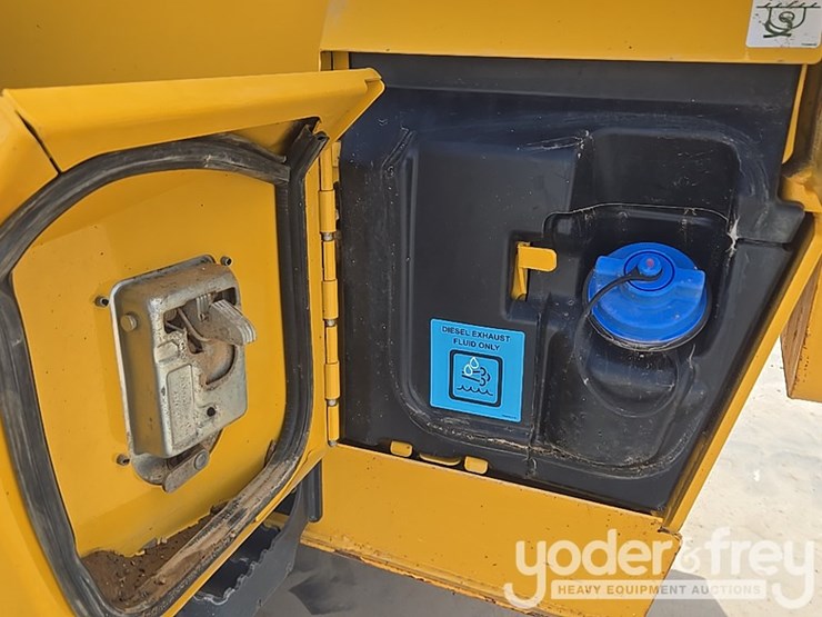 2019-deere-670g-image-74