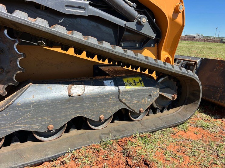 2022-case-tv450b-image-10