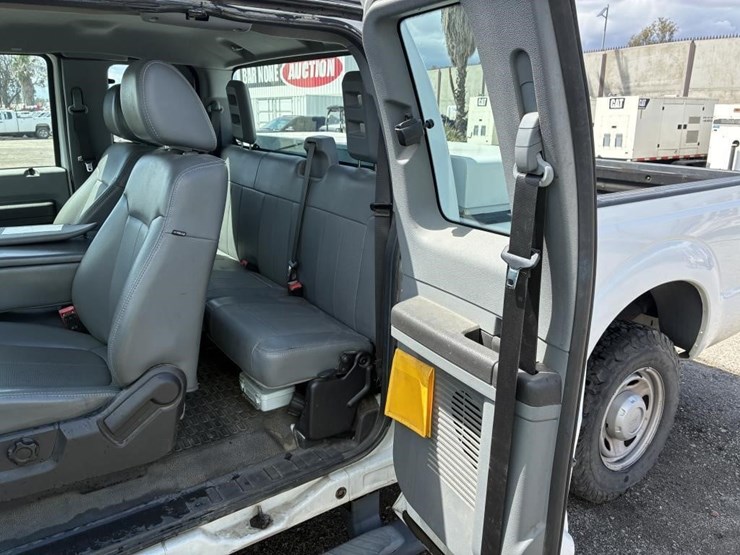 2011-ford-f250-image-11