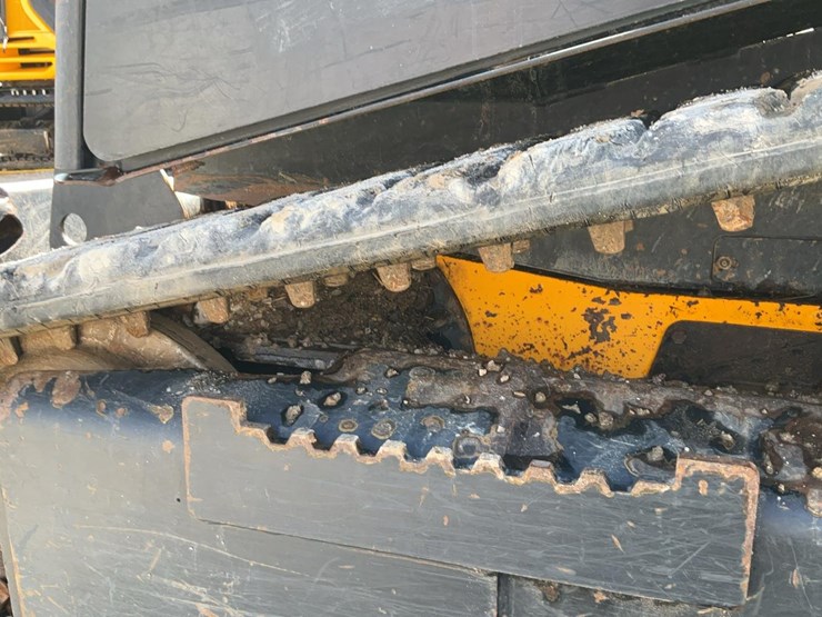 2021-jcb-215t-image-13