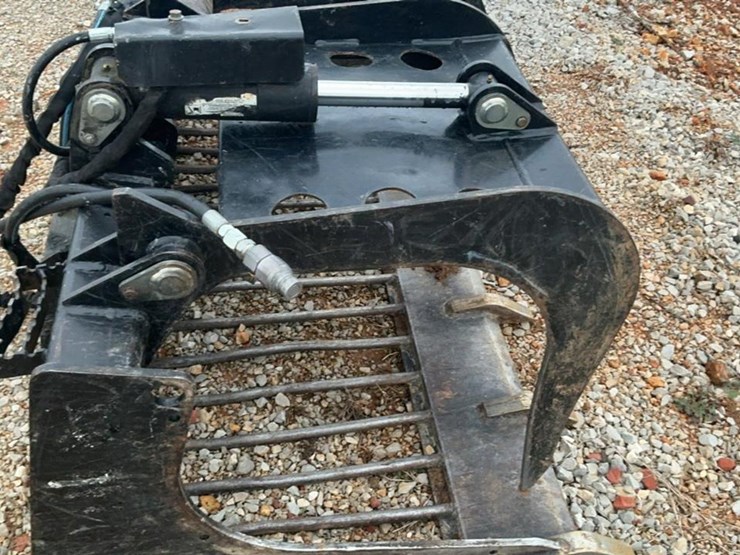 #170-•-2017-quick-attach-brush-grapple-image-12