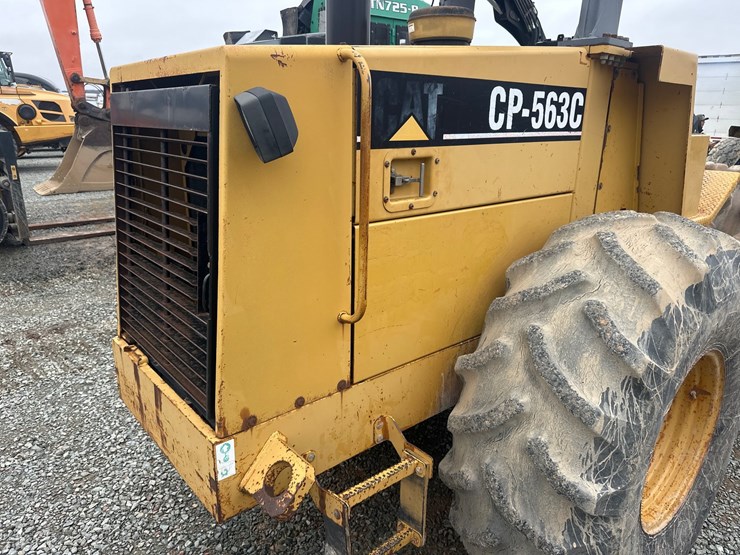 caterpillar-cp-563c-image-12