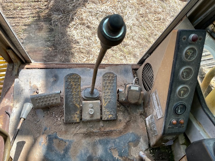 caterpillar-225-image-41