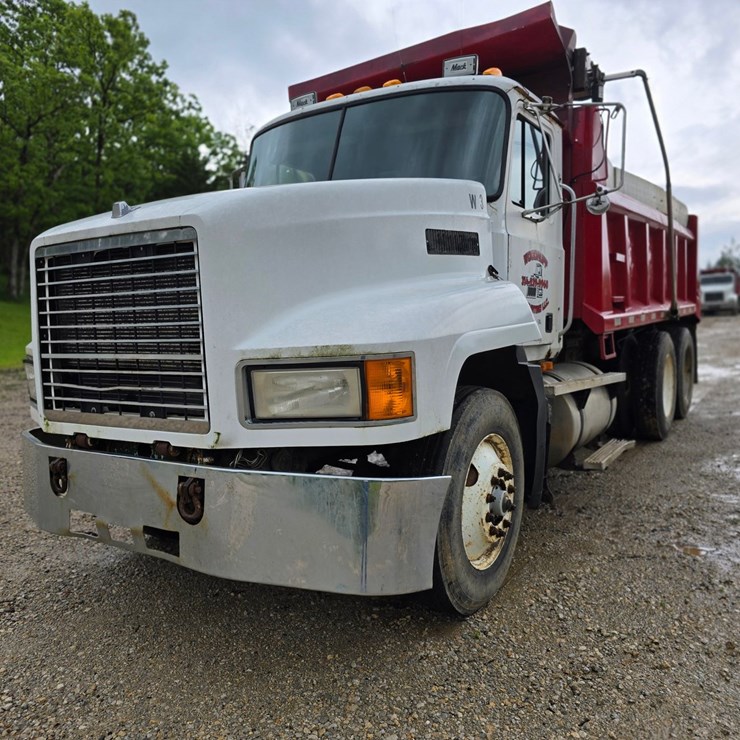 1994 MACK CH613