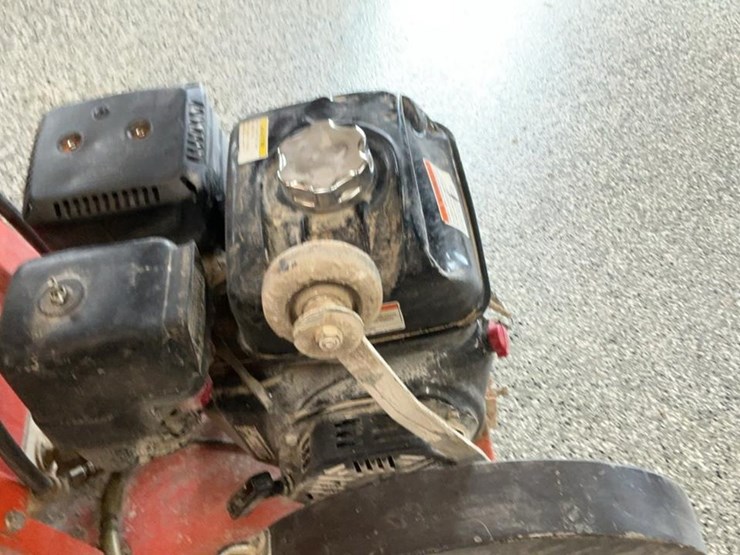 #104-•-husqvarna-fs400lv-concrete-saw-image-11