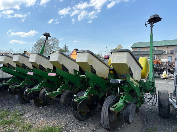 john-deere-7000-image-5