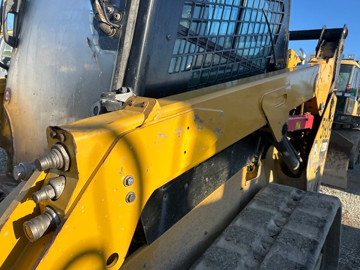 caterpillar-259d-image-18