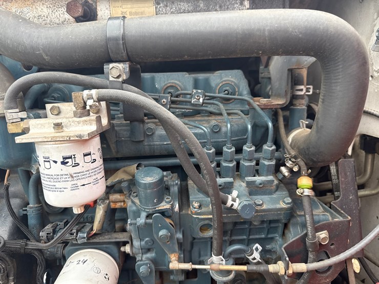 bobcat-t300-image-23