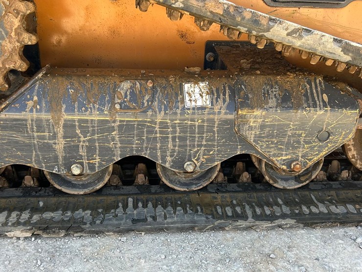 2023-case-tv450b-image-60