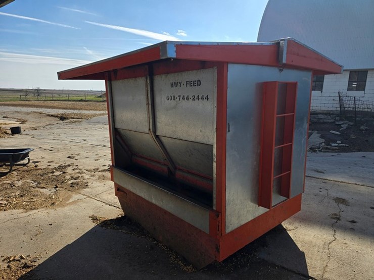 #566-•-smidley-steer-stuffer-image-4