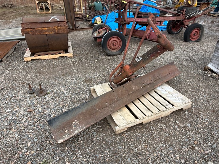 john-deere-4120-image-77