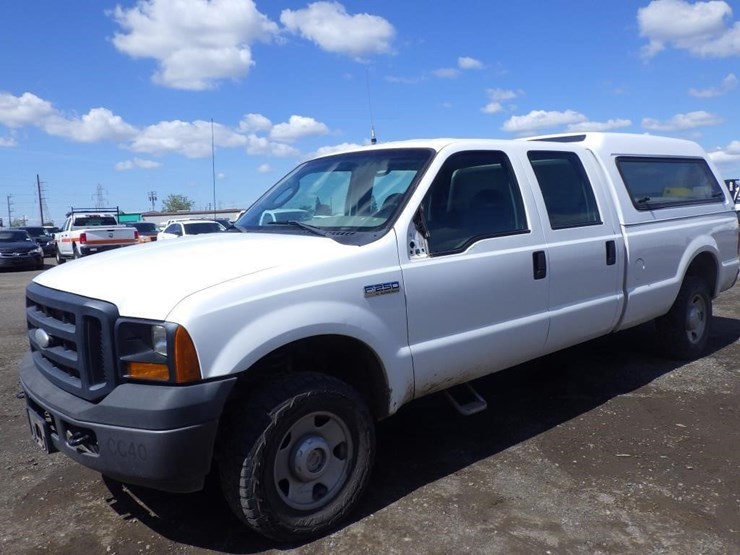2007-ford-f250-image-1