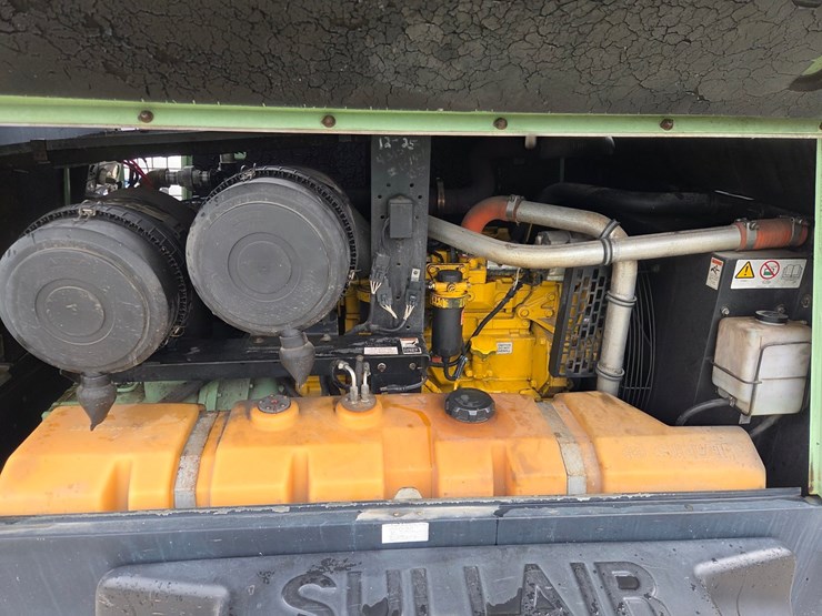 john-deere-4045hf285-image-24