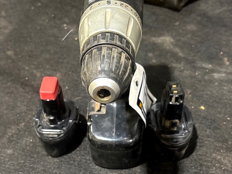 #773-•-craftsman-drill-and-batteries-image-4