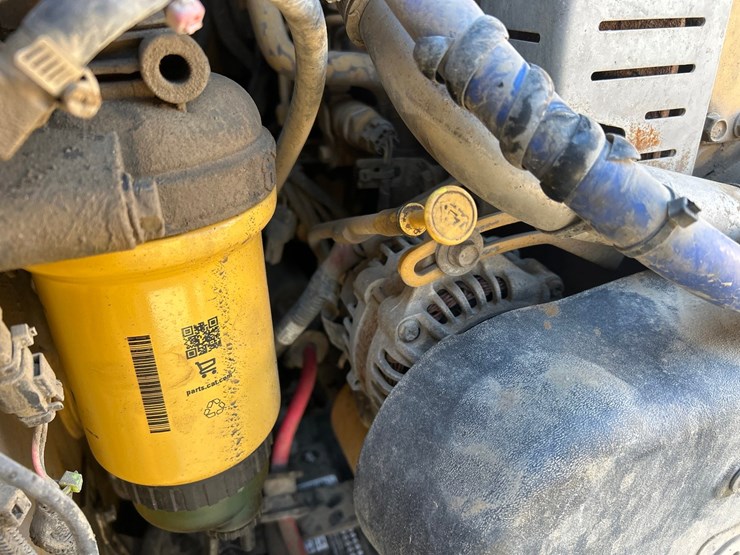 caterpillar-259d-image-33