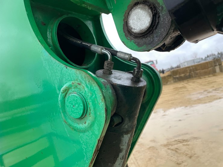 2014-sky-trak-6042-image-30