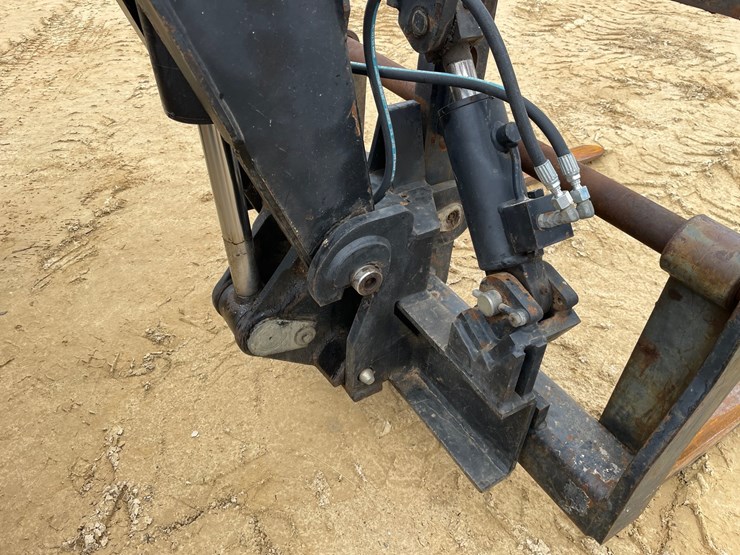 2013-jlg-g6-42a-image-30