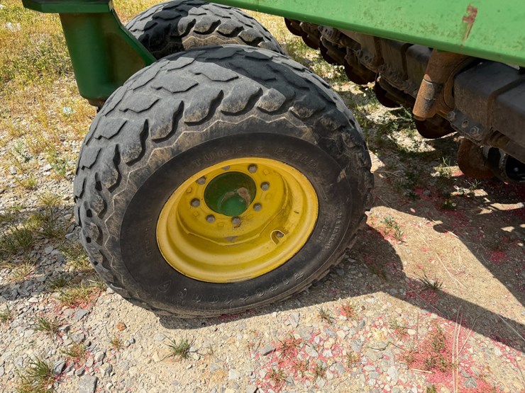 john-deere-1590-image-11