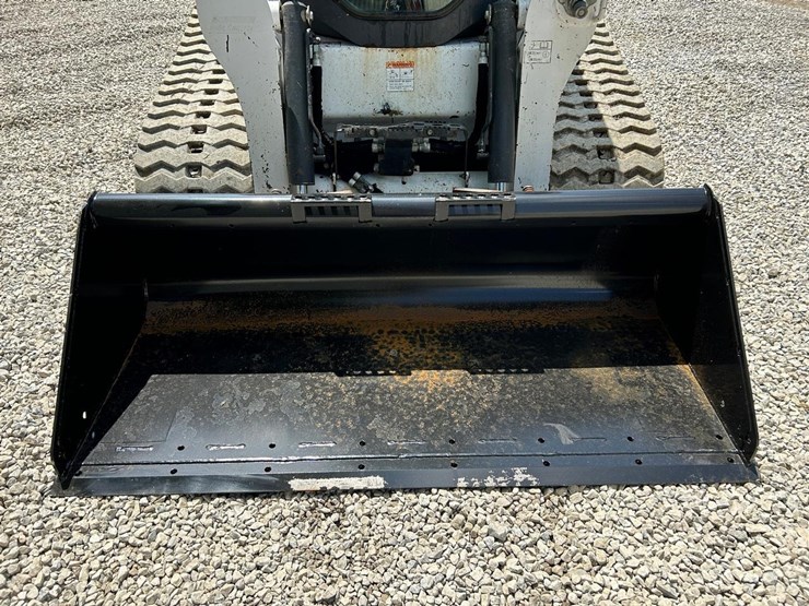 74"-low-pro-skid-steer-bucket-image-2