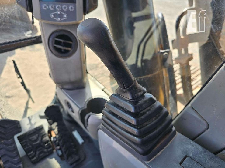 2014-caterpillar-349fl-image-16