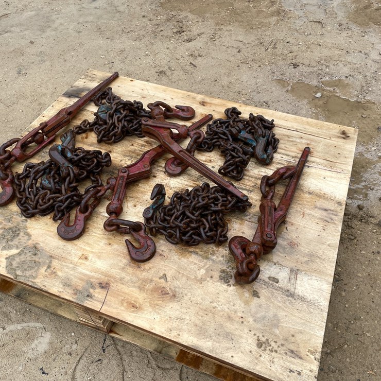 #7555 • (4) Heavy Duty 3/8" Chain and Binders