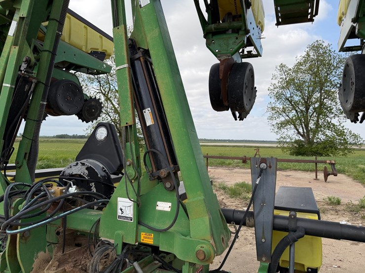 john-deere-1720-image-83