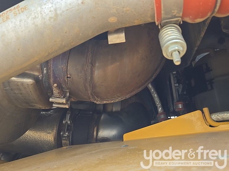 2019-deere-670g-image-68