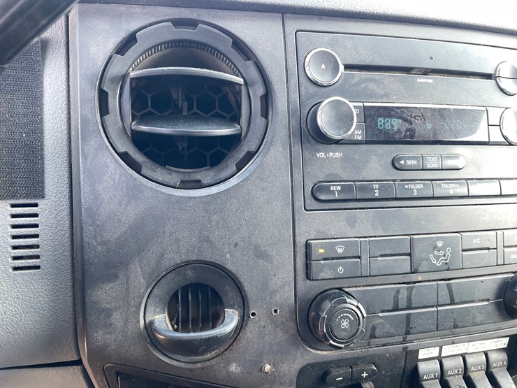 2011-ford-f550-image-56