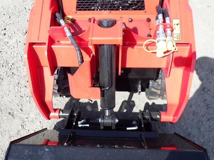 2026-sdlool-v1000-skid-steer-tracked-loader-image-6