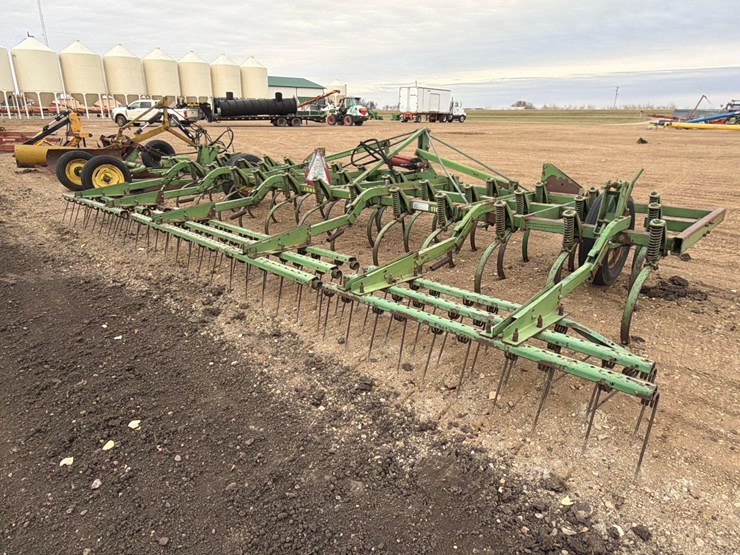 john-deere-1100-image-6