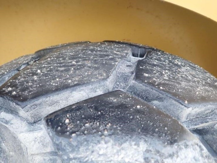 2010-caterpillar-232b-image-56