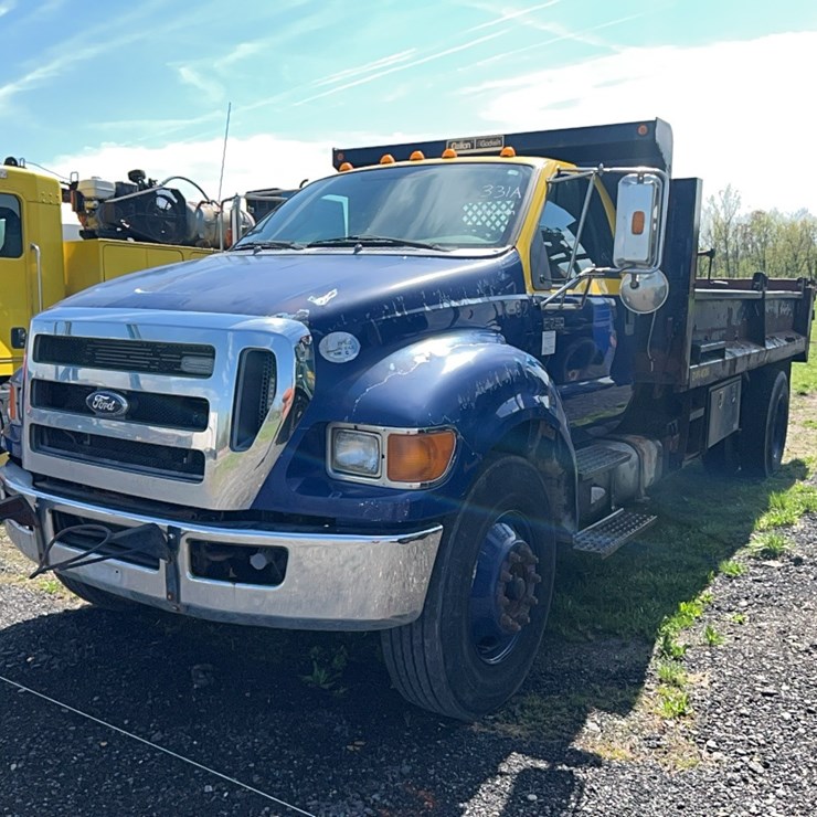 FORD F750