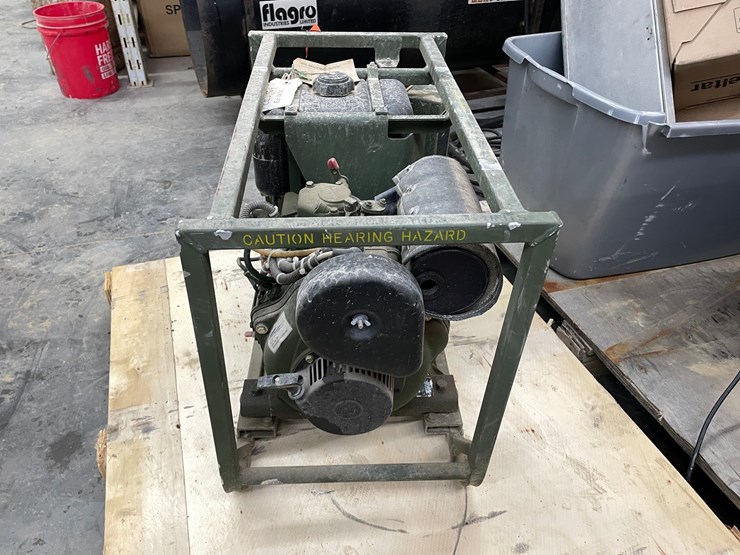 #7547-•-military-diesel-generator-image-4