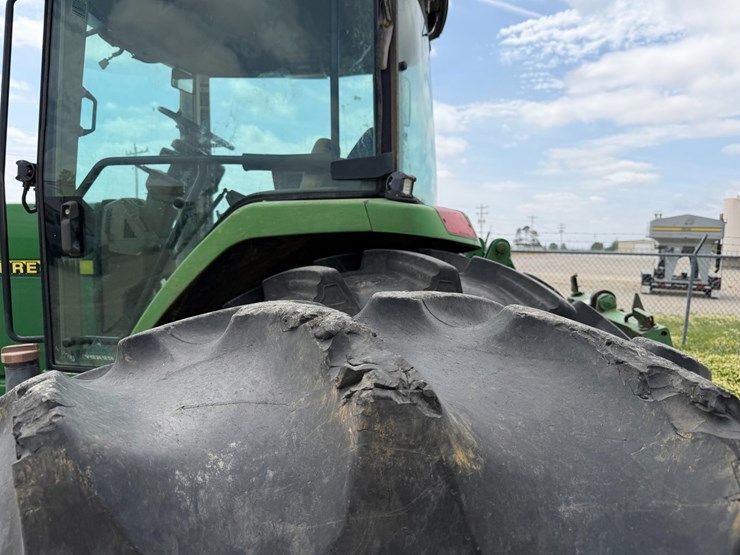 1998-john-deere-8300-image-6