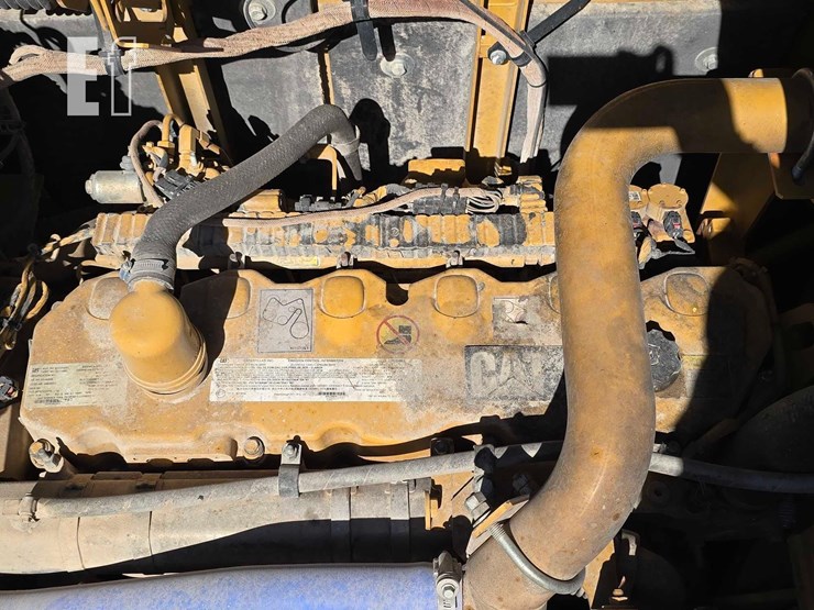 2018-caterpillar-336fl-image-23