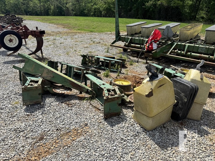 john-deere-7000-image-2